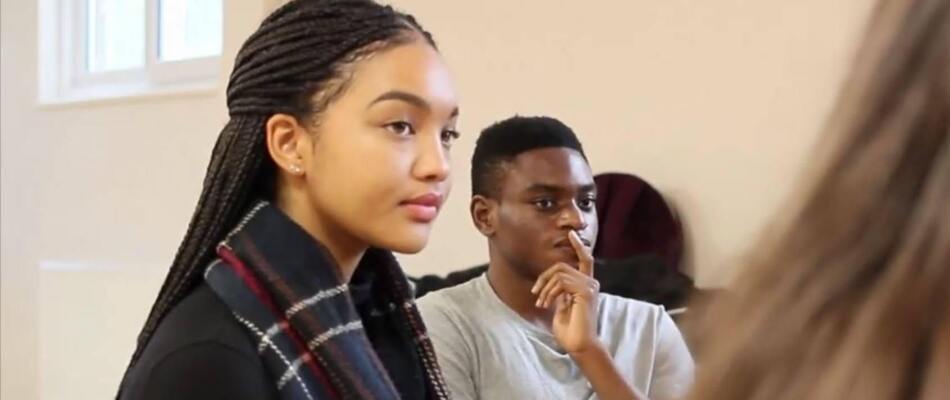 Peer mediation: A way for students to resolve conflict themselves Peer mediation: A way for students to resolve conflict themselves