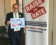 Gareth Snell  MP shows support for Raise the Rate