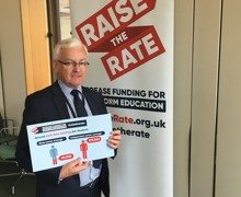 Martin Vickers  MP shows support for Raise the Rate
