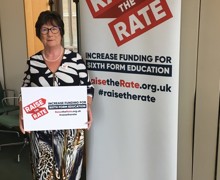 Pauline Latham  MP shows support for Raise the Rate