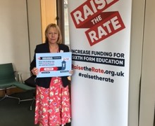 Ruth Cadbury  MP shows support for Raise the Rate