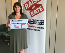 Ruth Smeeth  MP shows support for Raise the Rate
